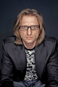 Bron Mozdzer.com
