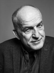 Karol Lesman krijgt Martinus Nijhof Vertaalprijs